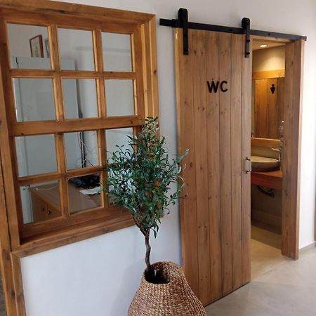 Hotel Flisvos Megalochori  Екстериор снимка