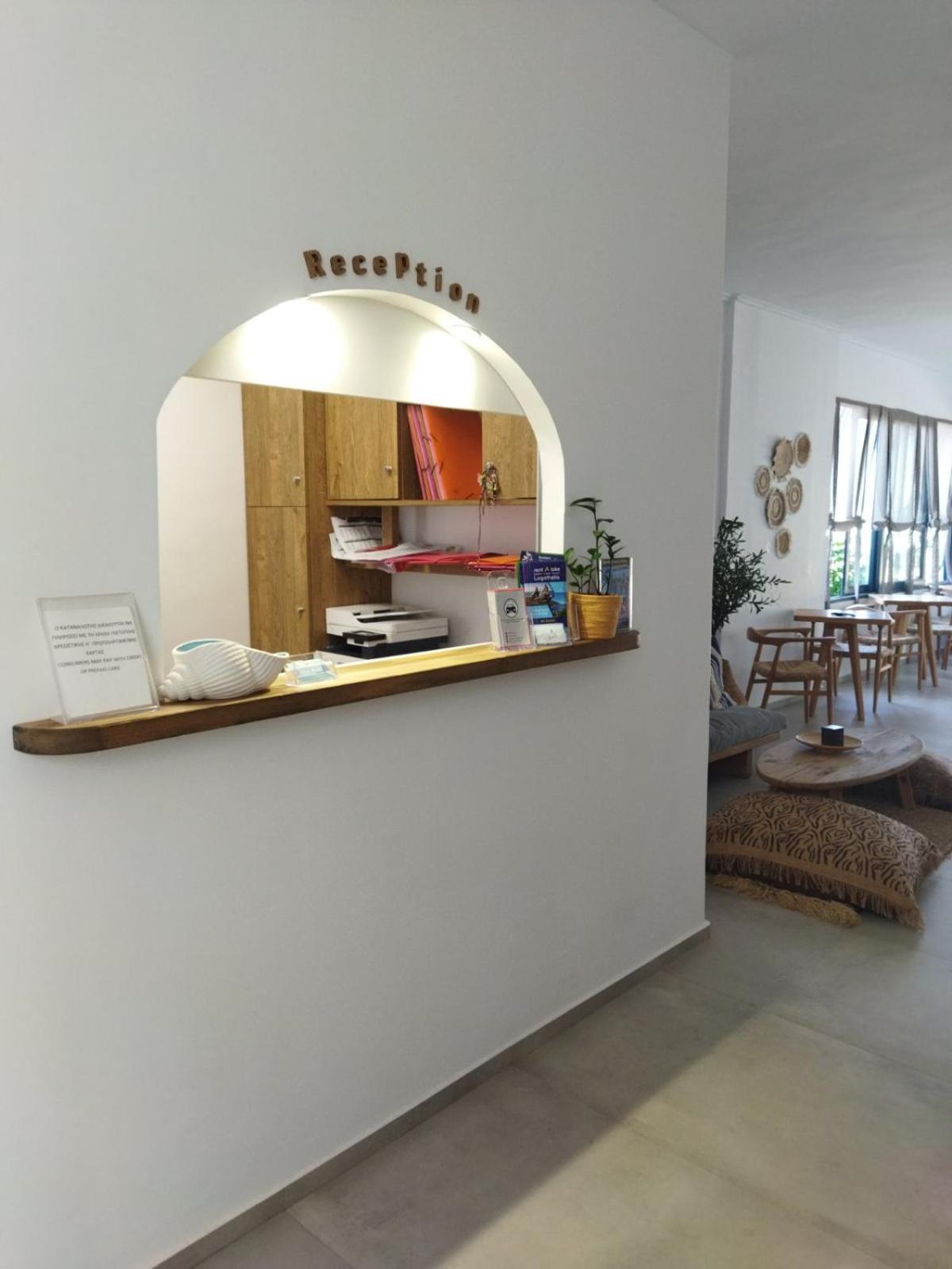 Hotel Flisvos Megalochori  Екстериор снимка
