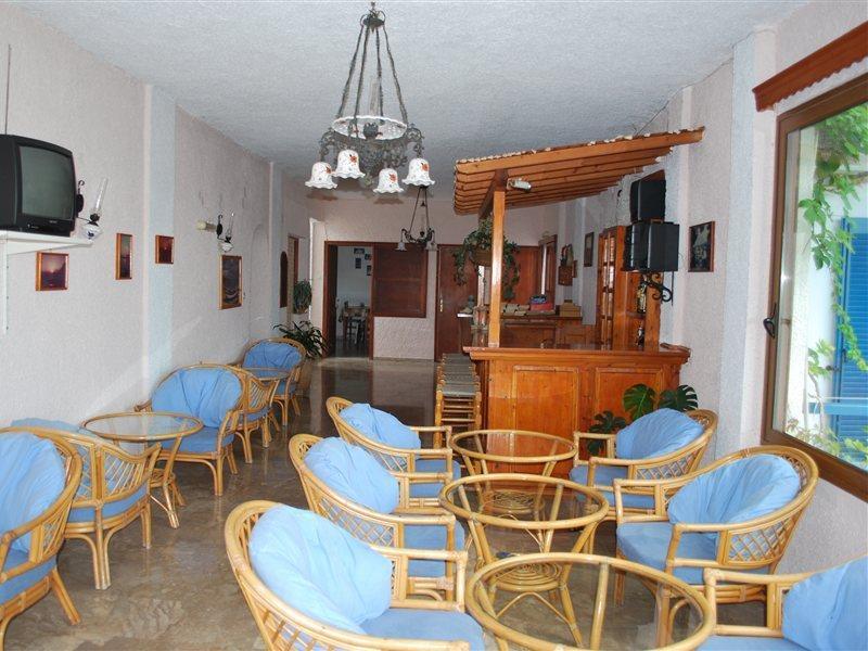 Hotel Flisvos Megalochori  Екстериор снимка